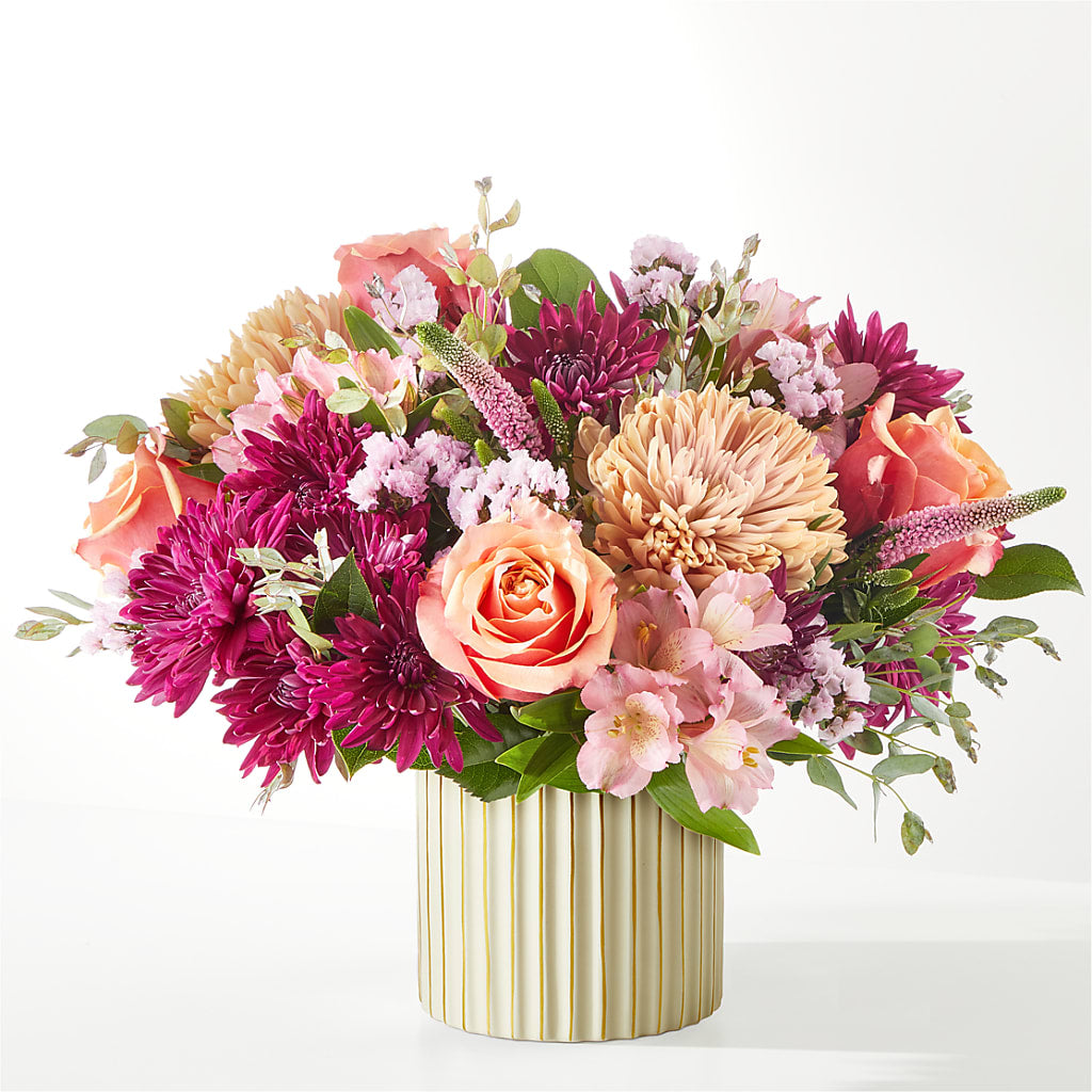 Berry Cobbler Bouquet with Ivory Vase –  Qfc, Seattle WA